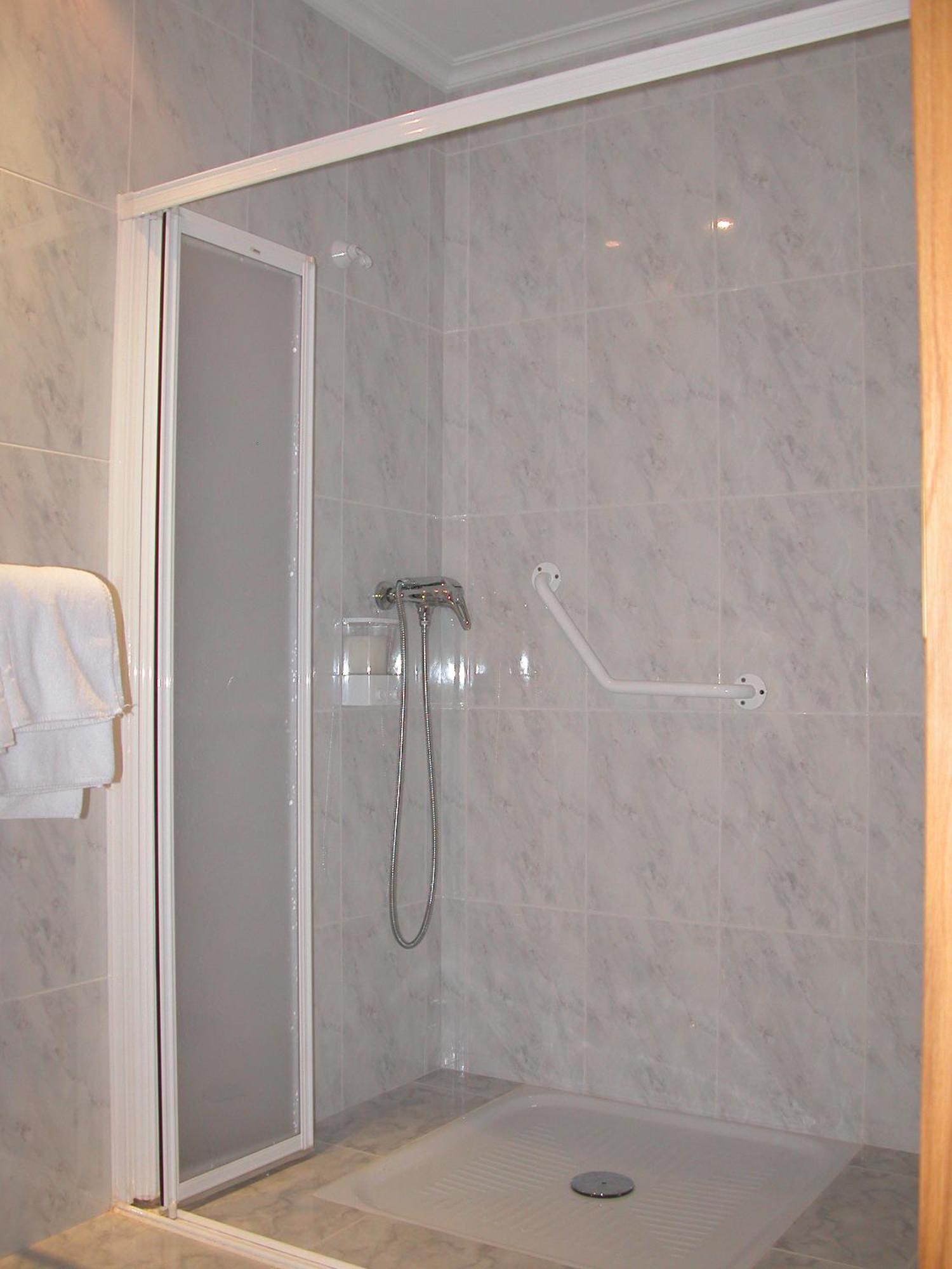 Costa Hotel 2*